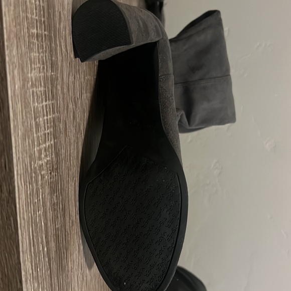 Marc Fisher over the knee boots - Picture 5 of 10